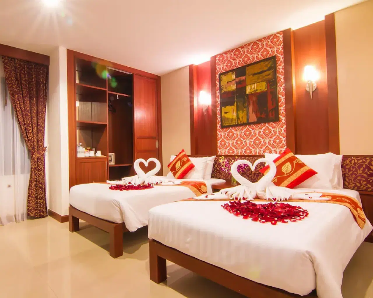 Patong Hemingways Hotel , photo 10